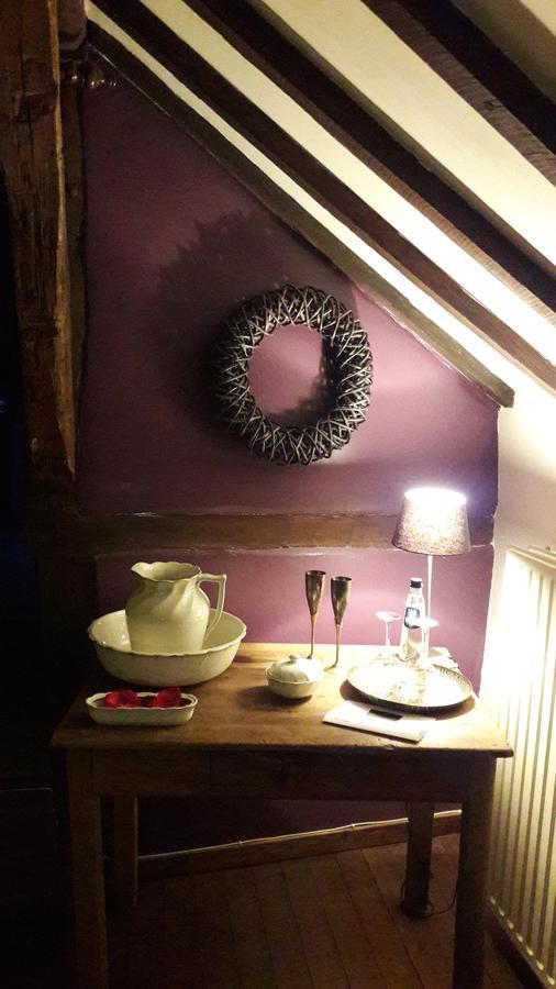 B&B Le Secret Du Bois Bourseigne-Vieille Exterior foto